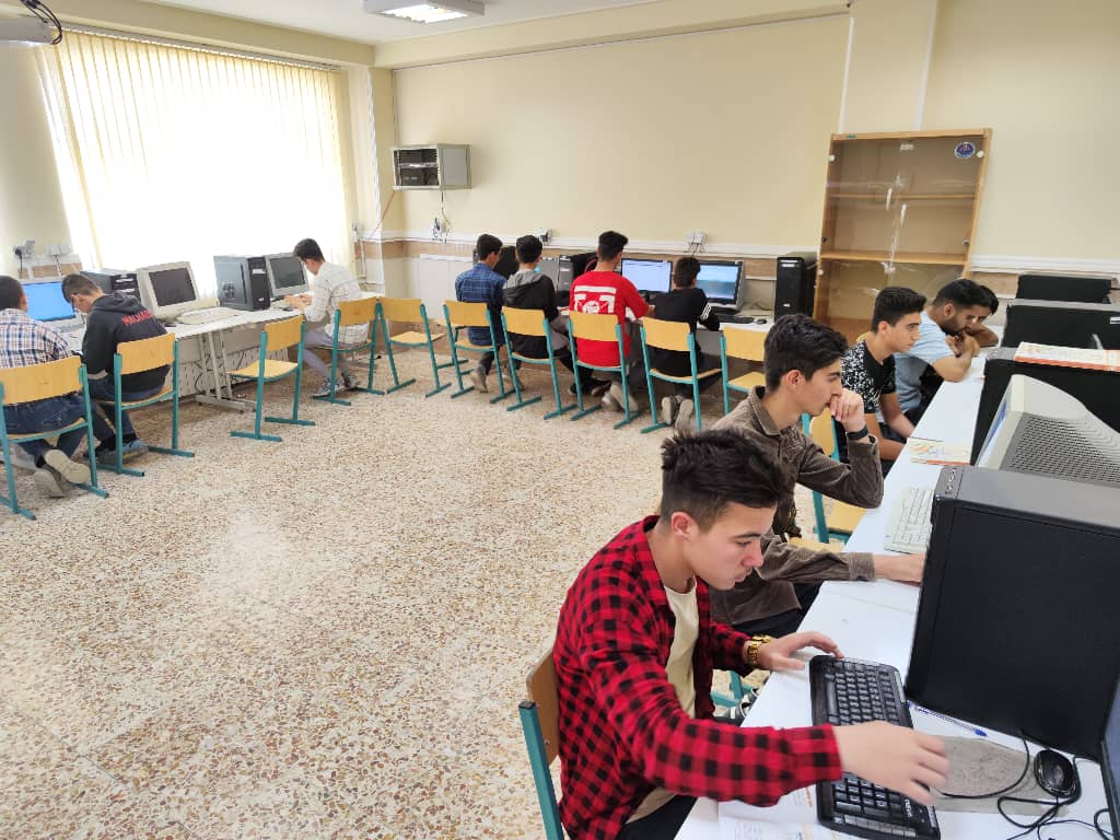 کارگاه رایانه هنرستان